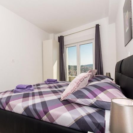 Apartment Julia Τρογκίρ Εξωτερικό φωτογραφία