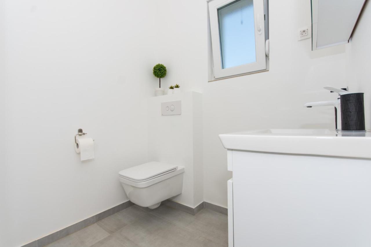 Apartment Julia Τρογκίρ Εξωτερικό φωτογραφία